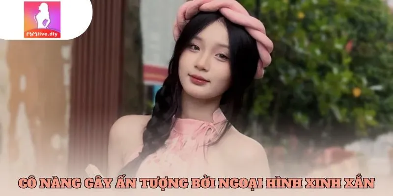 Bình An gây ấn tượng bởi ngoại hình xinh xắn